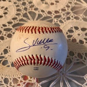 MYSTERY AUTOGRAPHED Baseball please read below 👇